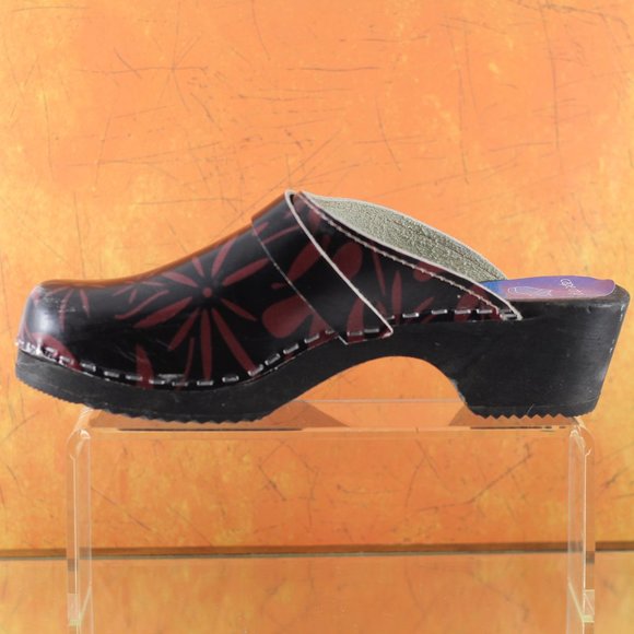 Cape Clogs Made in Sweden - Picture 5 of 16